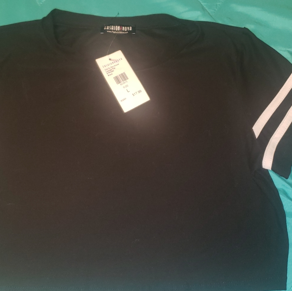 Fashion nova cropped top
